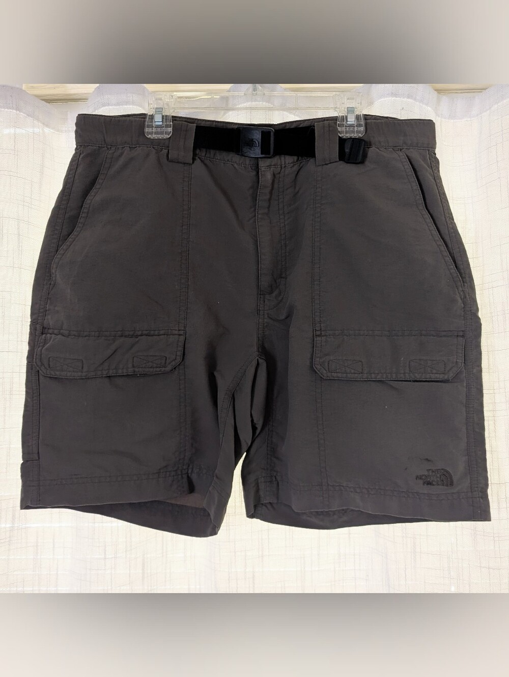 The Northface Men's Hiking Shorts Size Medium Green Adjustable Outdoor Shorts